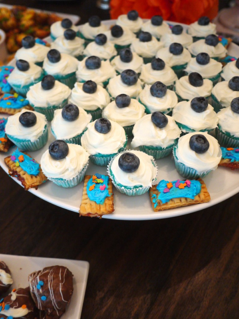 cupcakes and tarts