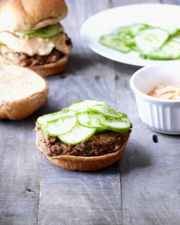black bean and chickpea burger 1