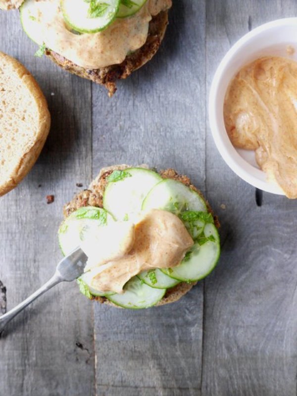 black bean and chickpea burger 3