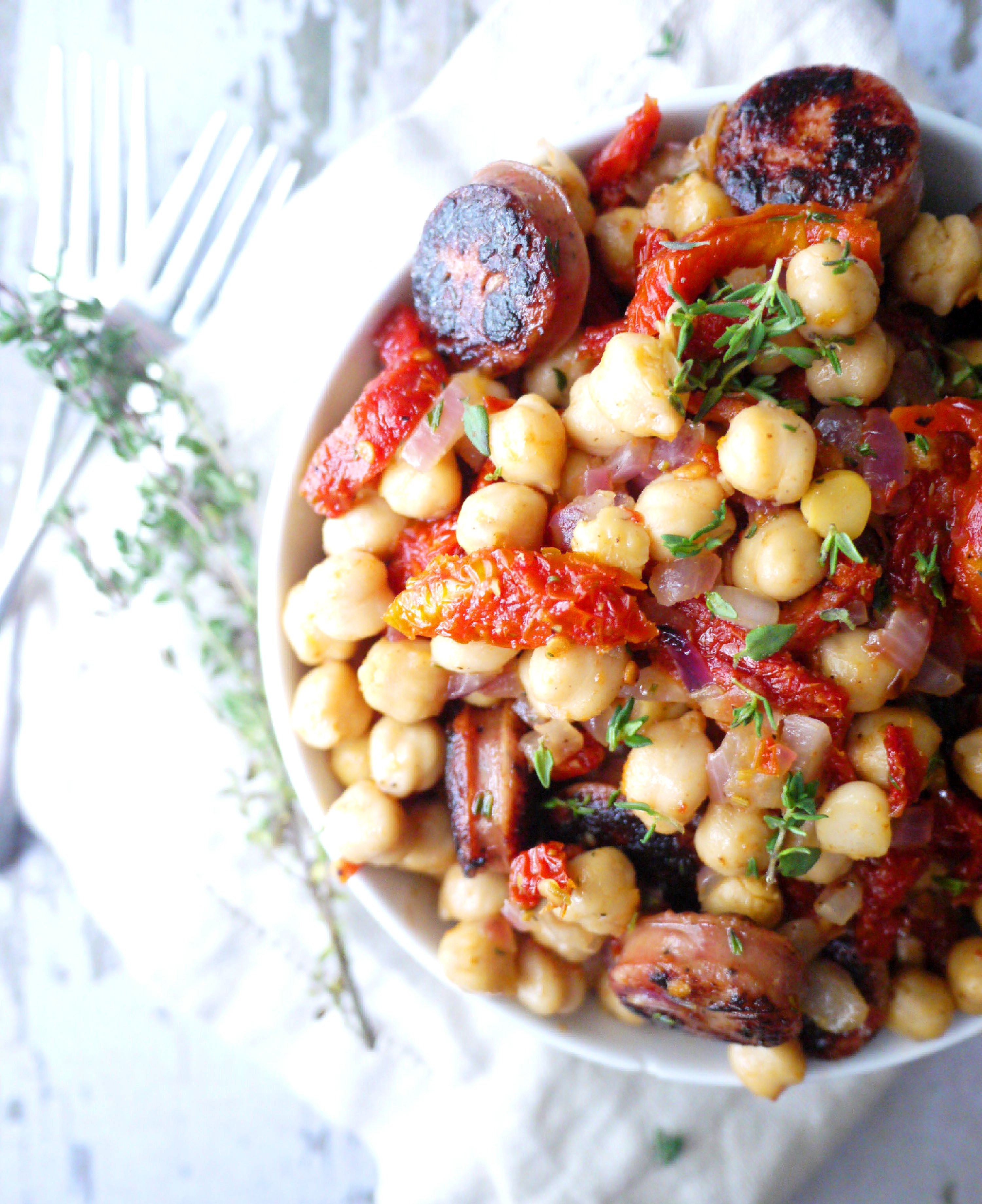 mediterranean chicken sausage and chickpea salad 3