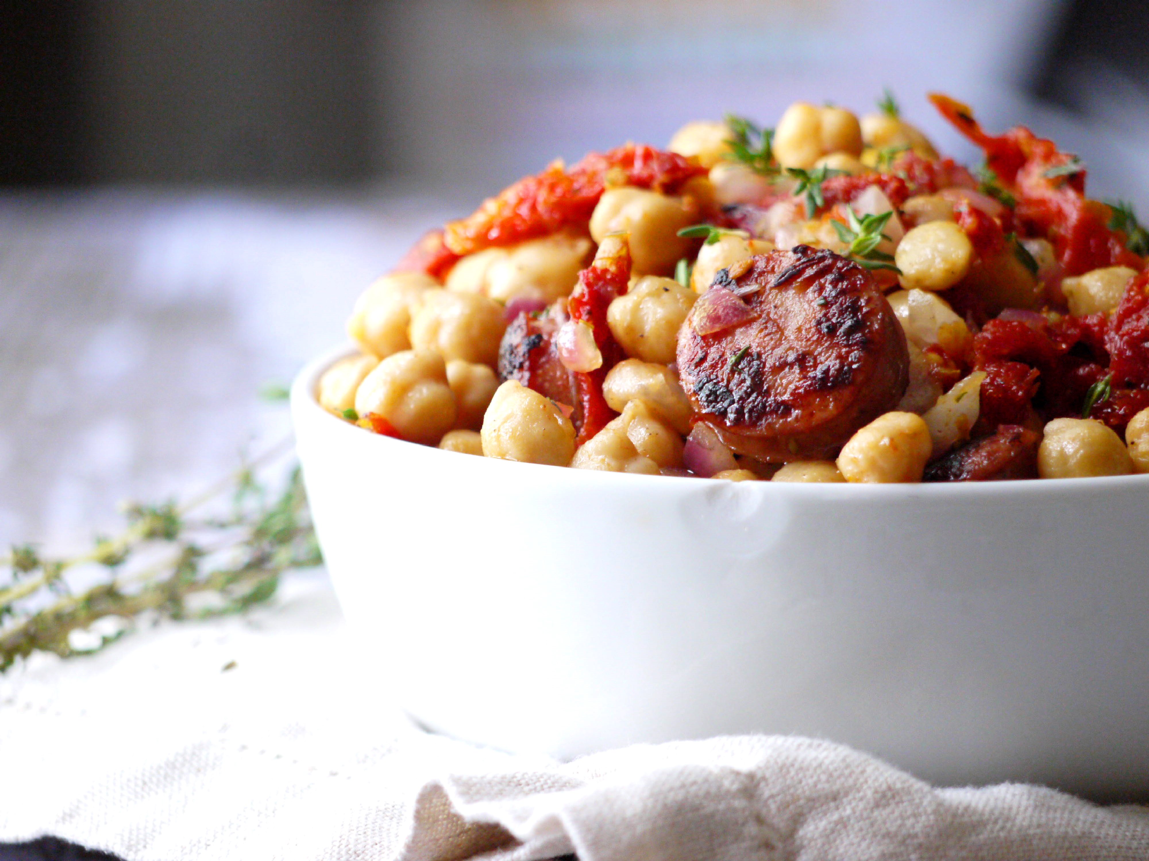 mediterranean chicken sausage and chickpea salad 4