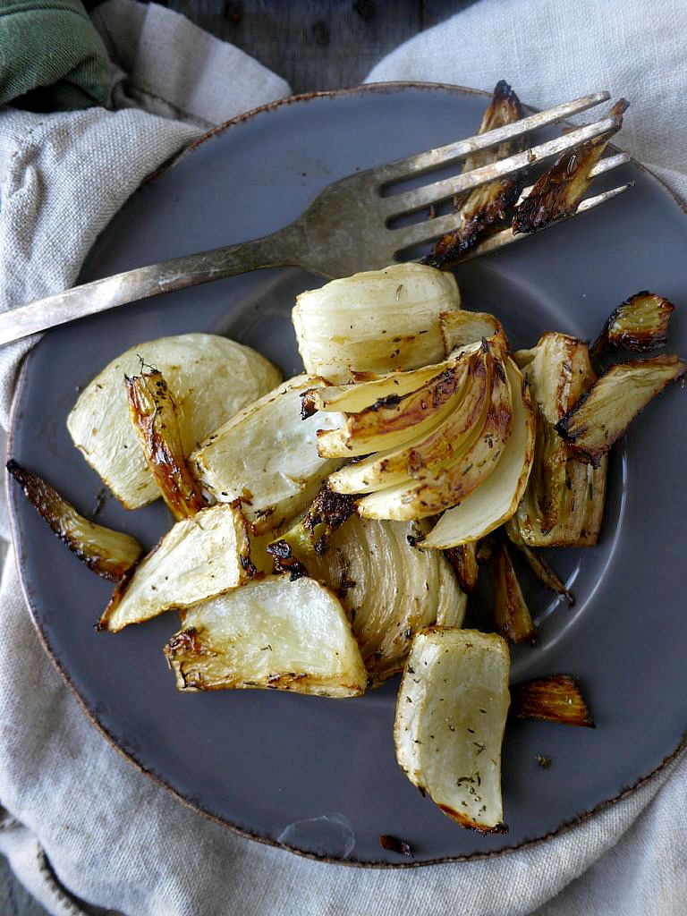 balsamic and thyme roasted fennel 9 adjusted