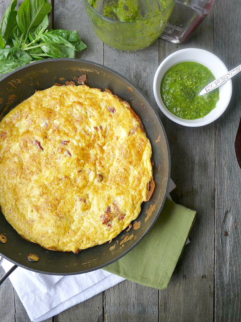 sundried tomato frittata with pesto 3 adjusted