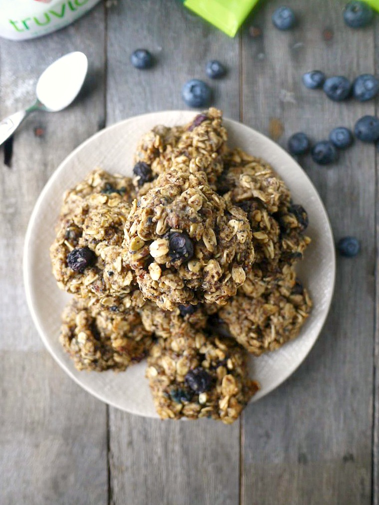 blueberry and acai tea oat cookies 3 adjusted