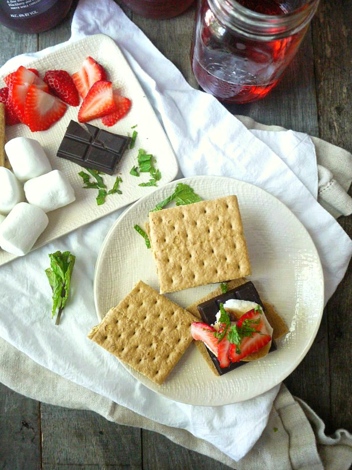 strawberry mint dark chocolate smores 7