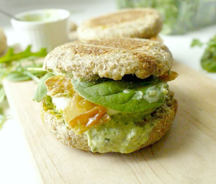 green-goddess-egg-sandwich-with-crispy-prosciutto-9