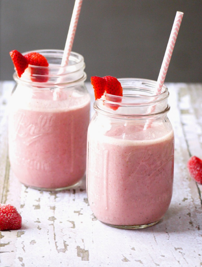 frozen strawberry almond smoothie 2