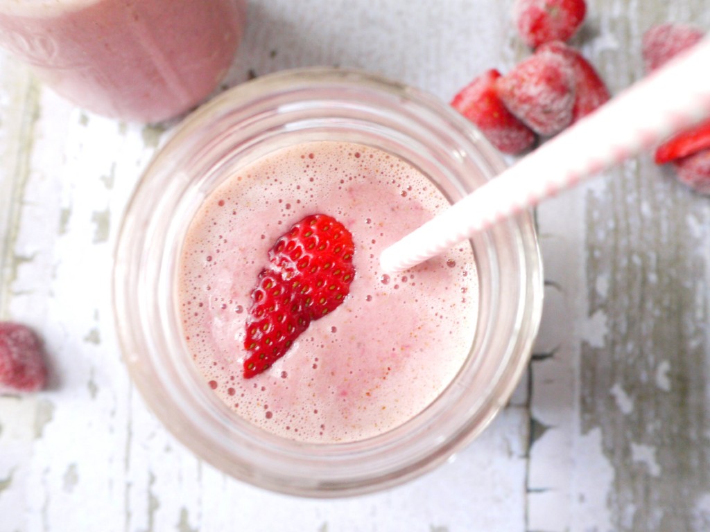 frozen strawberry almond smoothie 8