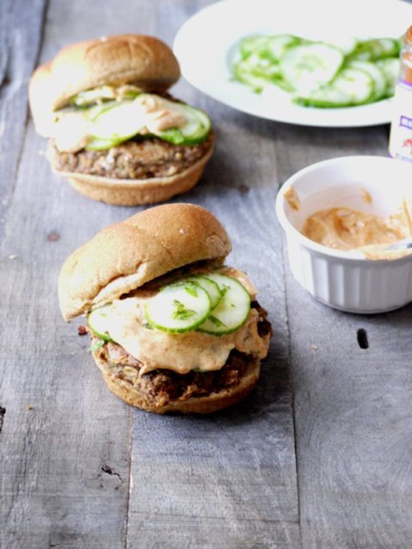 black bean and chickpea burger 7